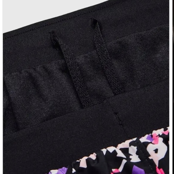 Under Armour Women's Fly-By 2.0 Printed Shorts - Picture 4 of 5